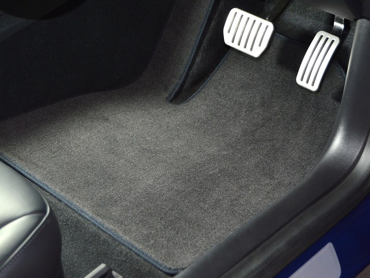 Super Car Mats sample
